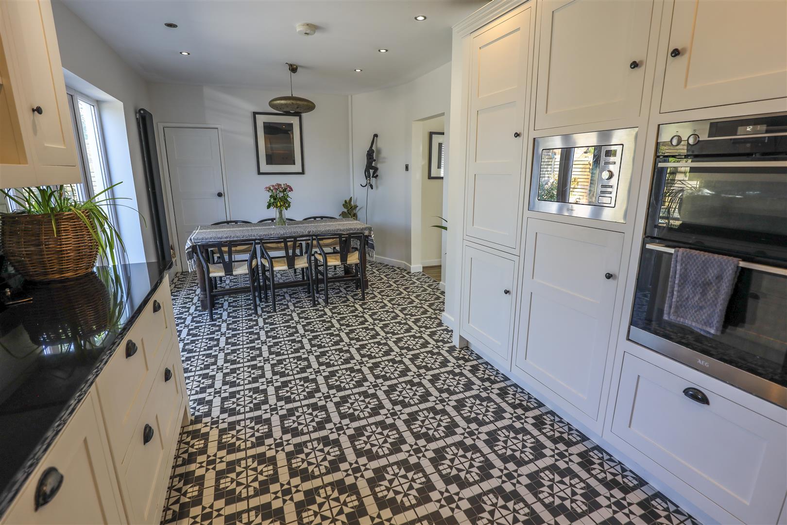 Unicorn Cottage, Chapel Road, Broughton, Nr Cowbridge, Vale of Glamorgan, CF71 7QR